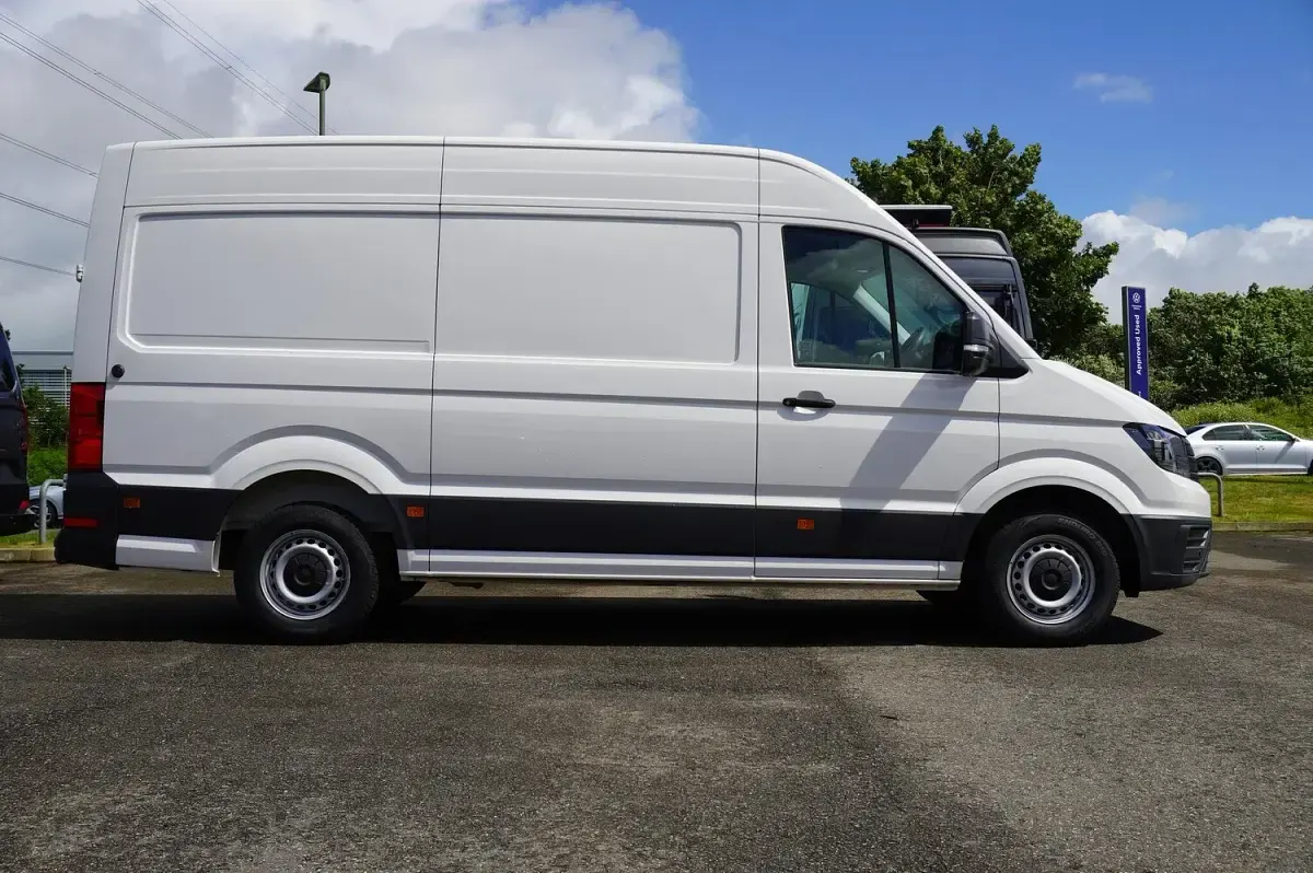 Used VW Crafter 140 HP (102 kW) 2025 White Van