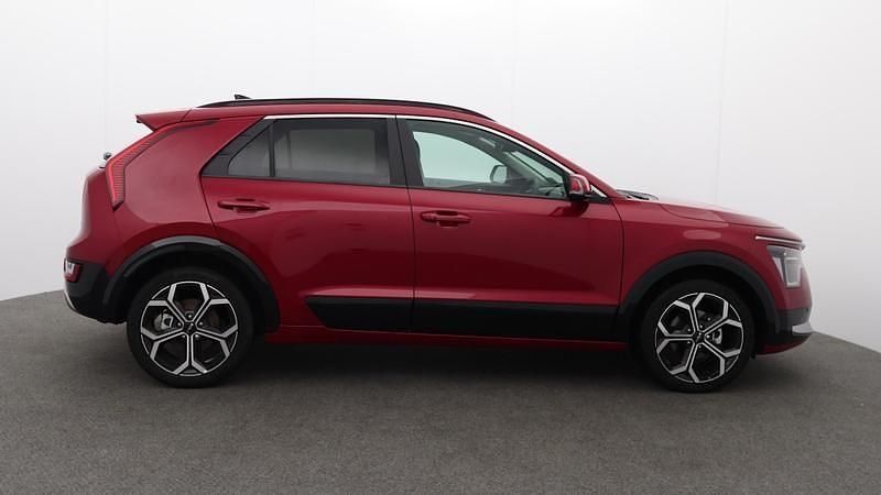 New Kia Niro 2025 Red SUV