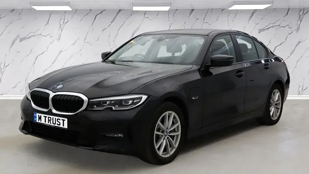 Used BMW 330 Comfort Edition 288 HP (211 kW) 2022 Black Sedan