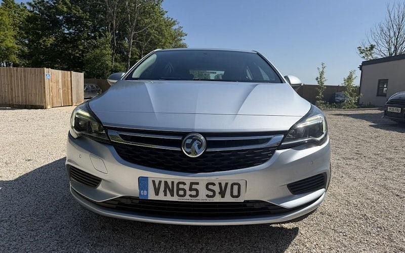 Second-hand Vauxhall Astra 110 CP (80 kW) 2017 Hatchback