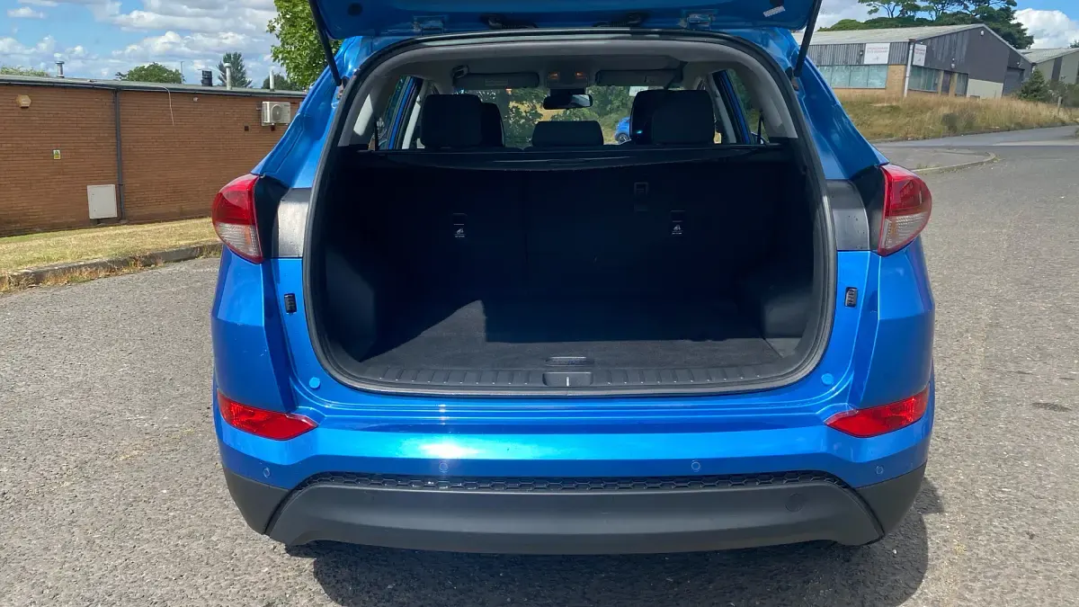 Used Hyundai Tucson SE 116 HP (85 kW) 2017 Blue SUV