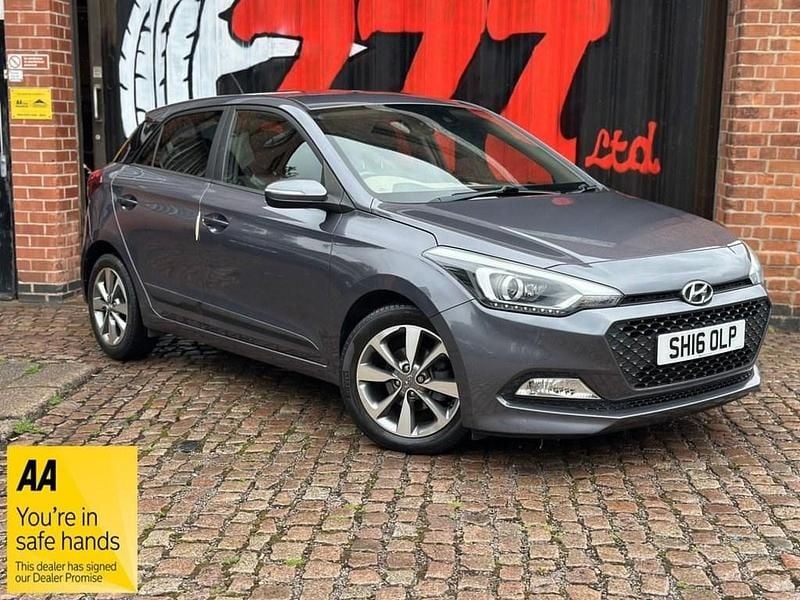 Grey Used 2016 Hyundai i20 Premium Hatchback | £9,499 (Good price) - Image 1/4
