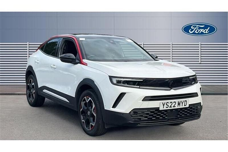 White Used 2022 Vauxhall Mokka SRi SUV | £16,995 (Fair price) - Image 1/4