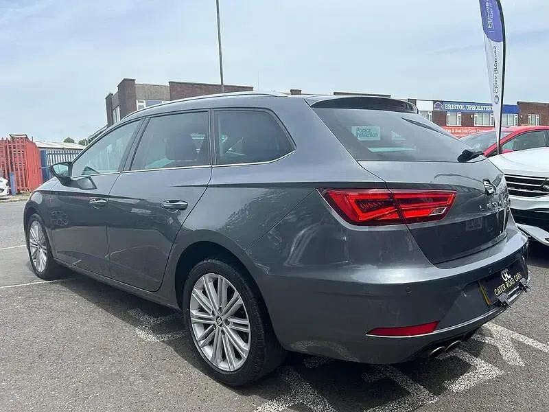 Used Seat Leon ST XCELLENCE 125 HP (91 kW) 2017 Grey Estate