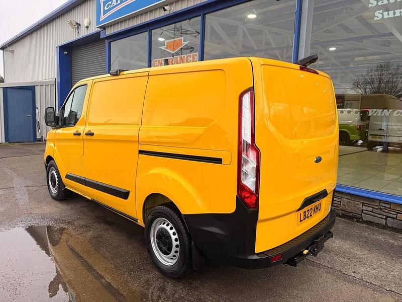 Usado Ford Transit Custom 130 HP (95 kW) 2022 Amarelo Van