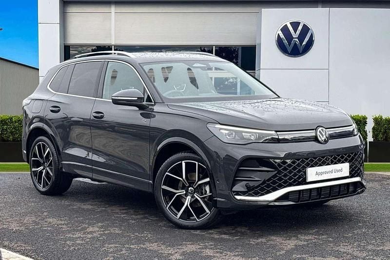 Grey Used 2025 VW Tiguan R-line SUV | £34,290 (Fair price) - Image 1/4