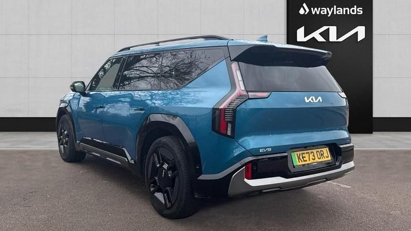 Used Kia EV9 GT-Line S 281 kW (383 HP) 2024 Blue SUV