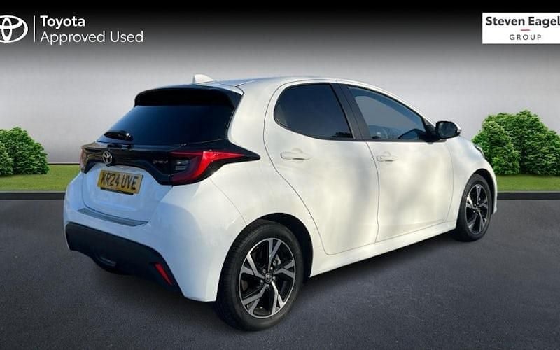 Used Toyota Yaris Hybrid Design 116 HP (85 kW) 2025 Hatchback