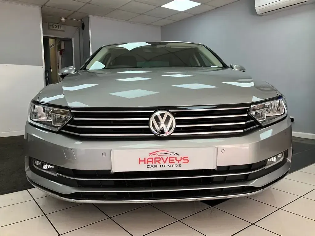Used VW Passat GT 120 HP (88 kW) 2015 Silver Sedan