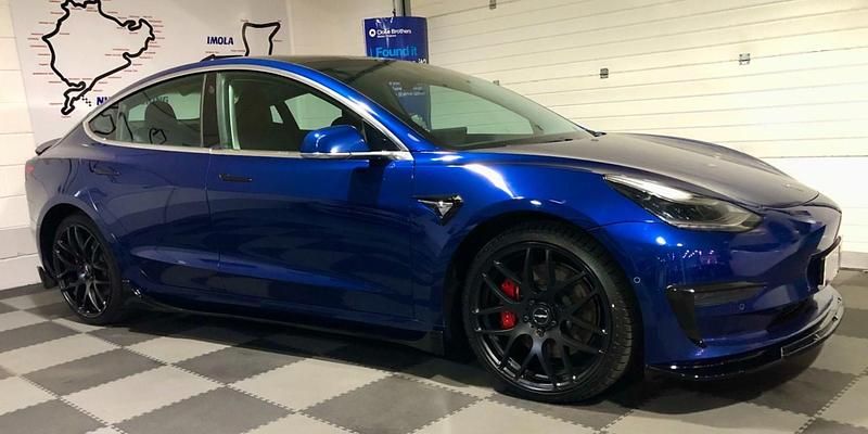 Used Tesla Model 3 Performance 461 kW (627 HP) 2019 Blue Sedan