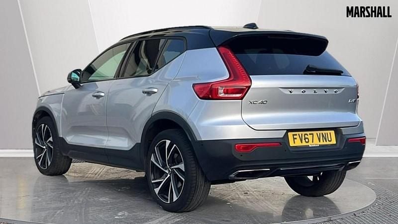 Used Volvo XC40 188 HP (138 kW) 2018 Silver SUV