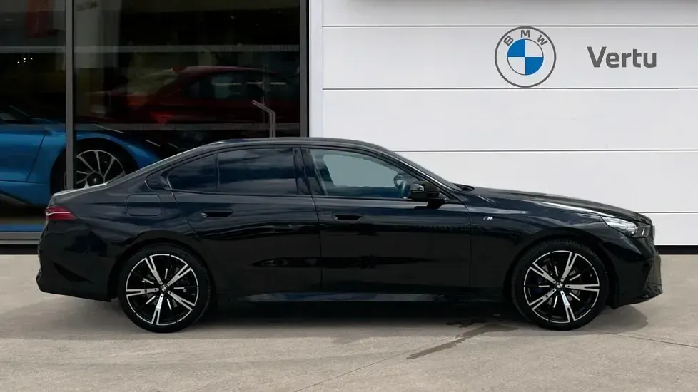 Used BMW 520 M Sport 205 HP (150 kW) 2025 Black