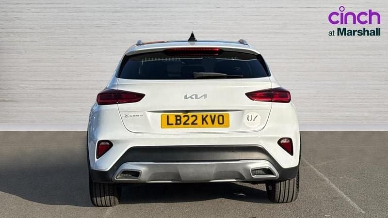 Used Kia XCeed 158 HP (116 kW) 2022 White SUV