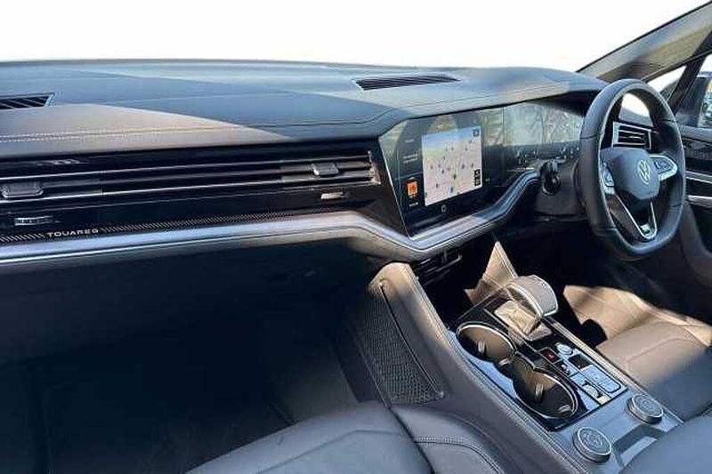 Used VW Touareg Black Edition 286 HP (210 kW) 2025 Grey SUV