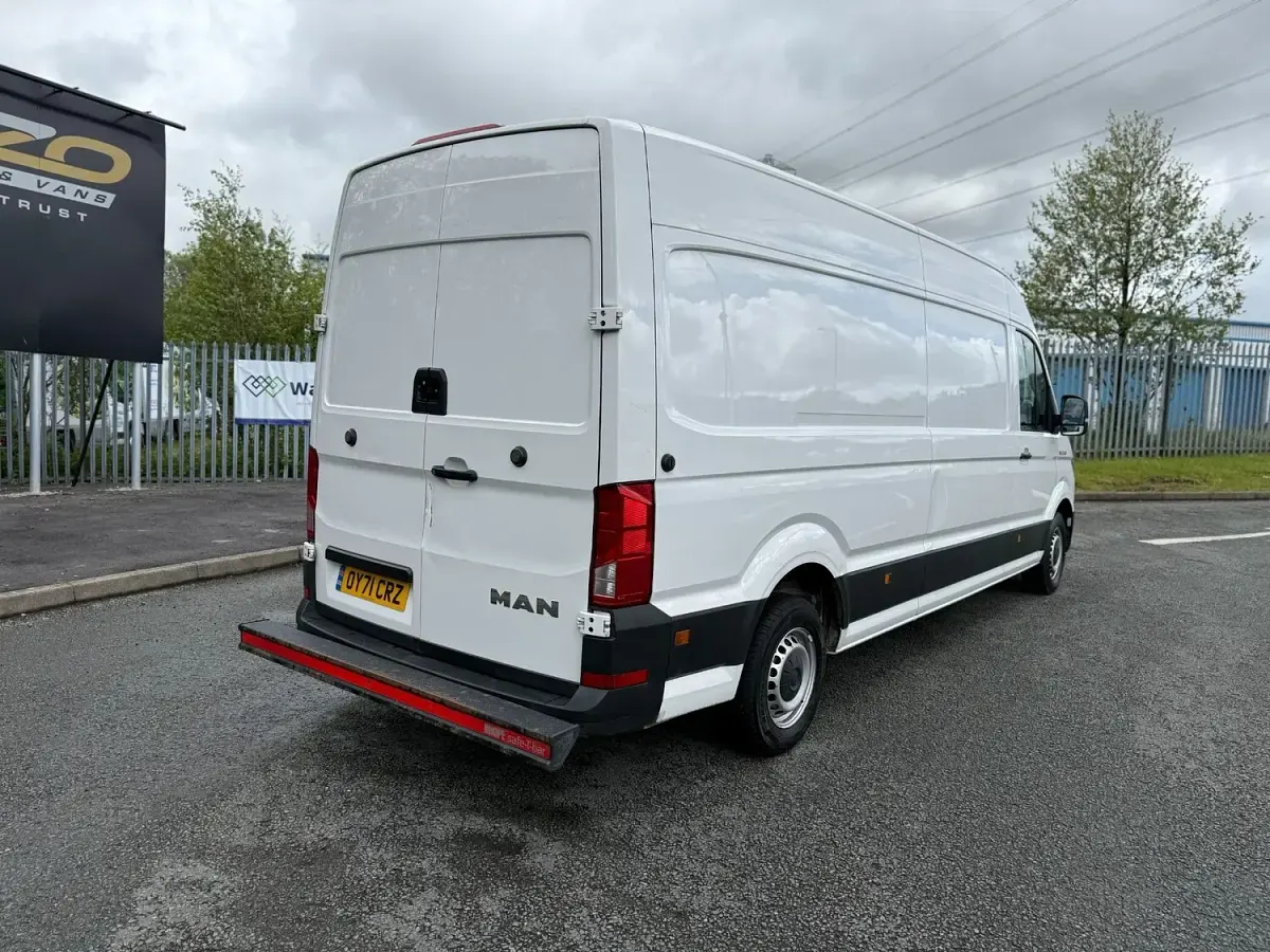 Used MAN TGE 140 HP (102 kW) 2021 White Van