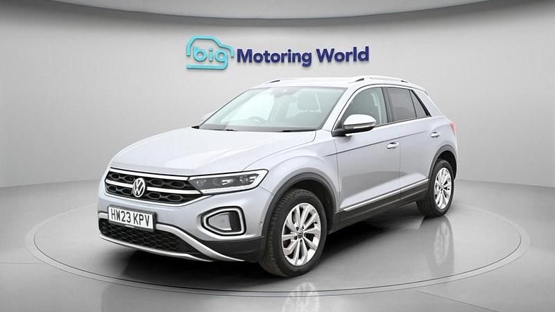 Used VW T-Roc Style 150 HP (110 kW) 2023 Silver SUV