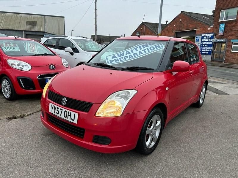 Red Used 2007 Suzuki Swift GL Hatchback | £2,695 - Image 1/4
