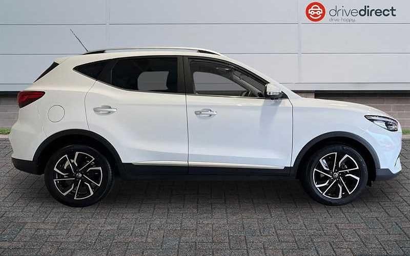 Used MG ZS Exclusive 111 HP (81 kW) 2024 White SUV