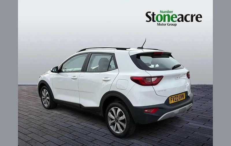Used Kia Stonic 99 HP (72 kW) 2023 White SUV