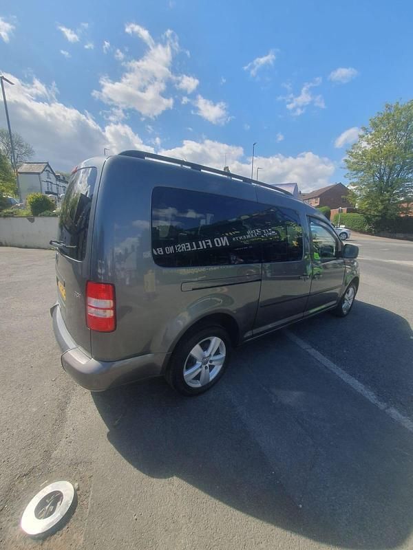 Usado VW Caddy Life 2011 Cinzento Monovolume