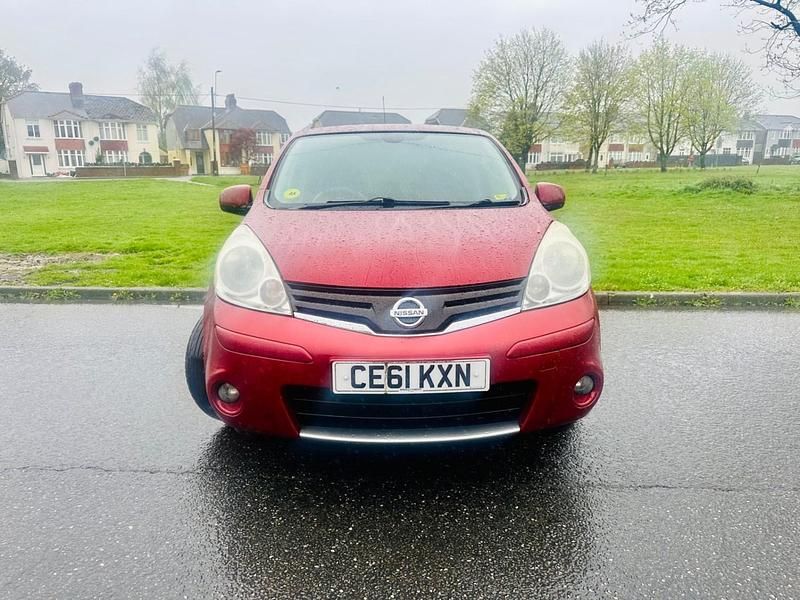 Used Nissan Note Visia 87 HP (63 kW) 2011 Red Hatchback