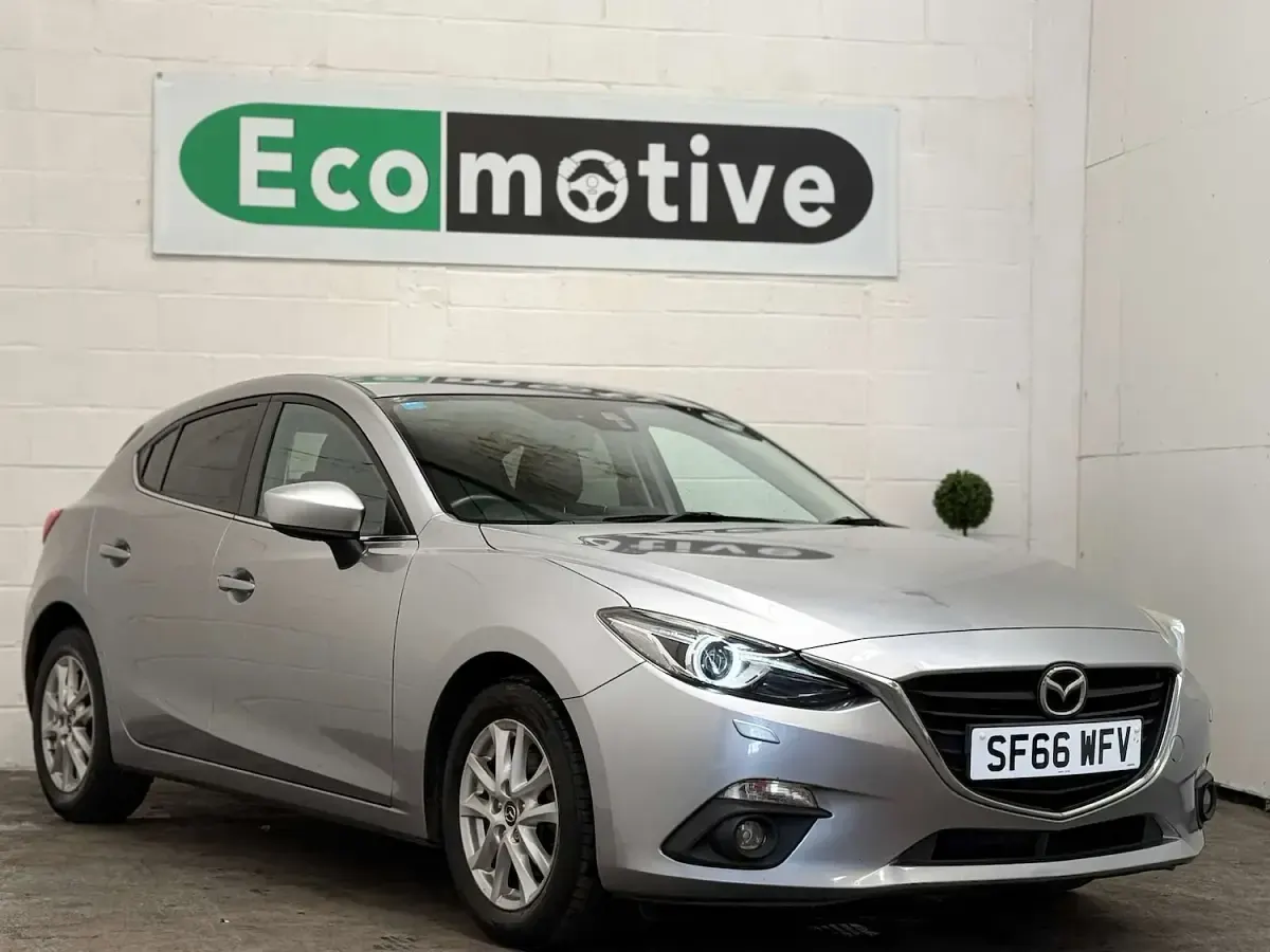 Used Mazda 3 165 HP (121 kW) 2016 Silver Hatchback