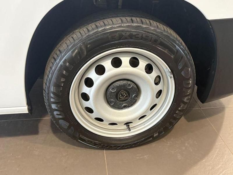 Used Peugeot Partner S 101 HP (74 kW) 2024 White MPV