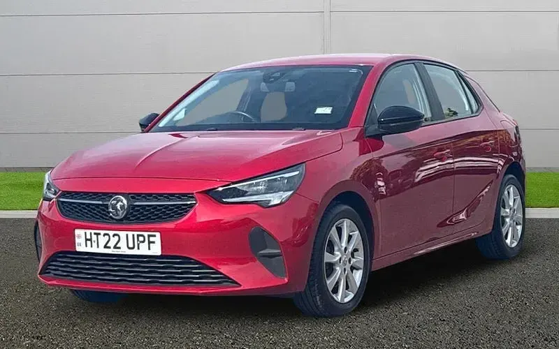 Used Vauxhall Corsa Design Edition 101 HP (74 kW) 2022 Red Hatchback