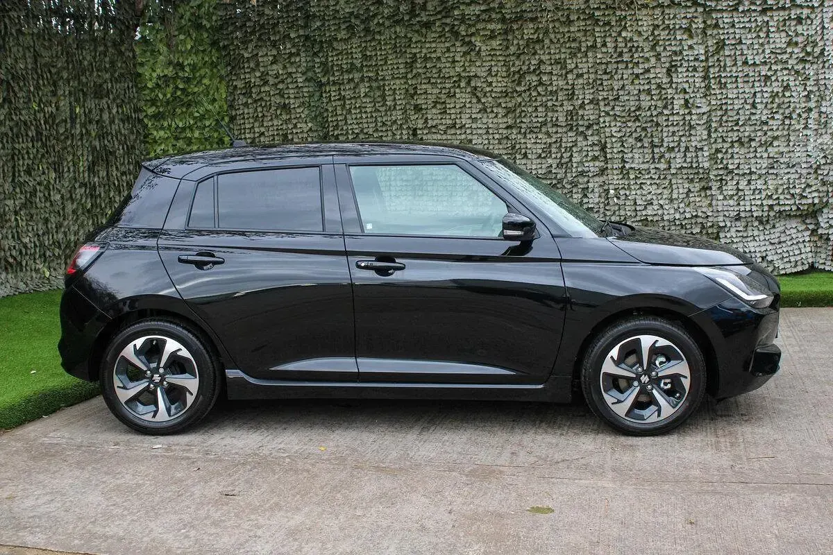 New Suzuki Swift 2026 Black Hatchback