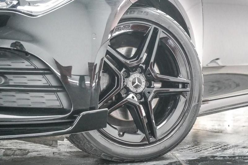 Used Mercedes CLA180 Shooting Brake AMG line 136 HP (100 kW) 2020 Black Estate