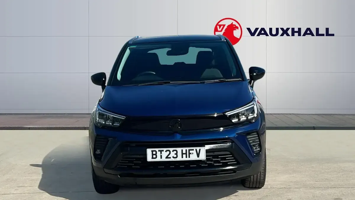 Begagnad Vauxhall Crossland Ultimate 131 HK (96 kW) 2023 Blå SUV