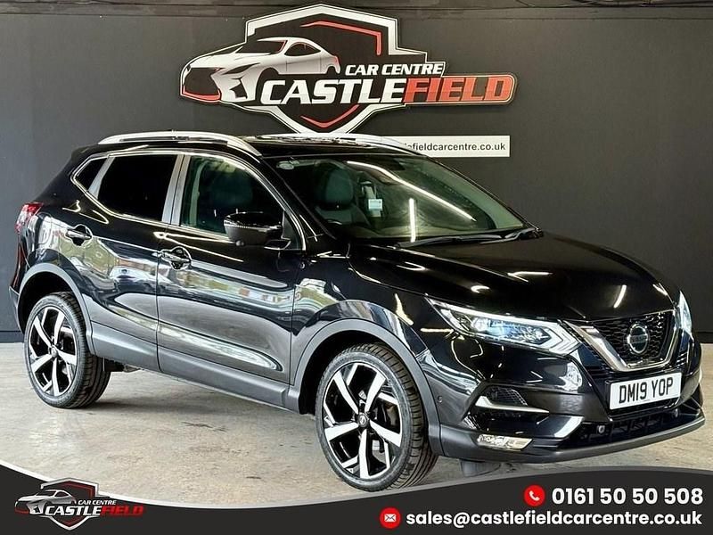 Black Used 2019 Nissan Qashqai Tekna SUV | £14,995 (Fair price) - Image 1/4