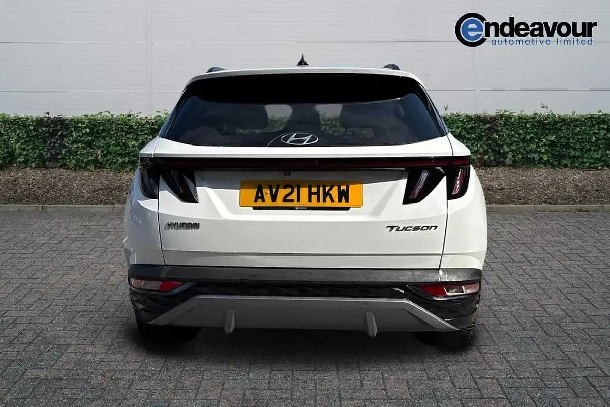 Used Hyundai Tucson Premium 150 HP (110 kW) 2021 White SUV