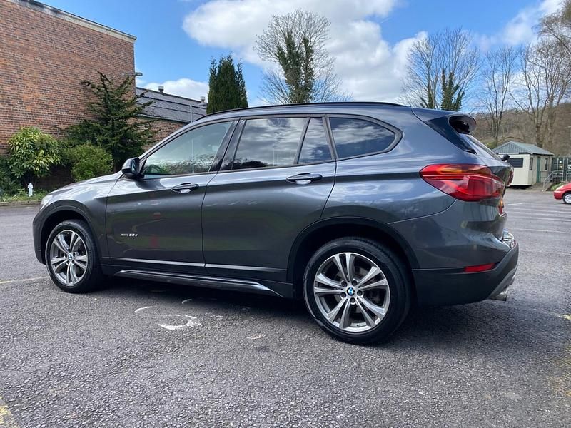 Used BMW X1 Sport Line 190 HP (139 kW) 2015 Grey SUV