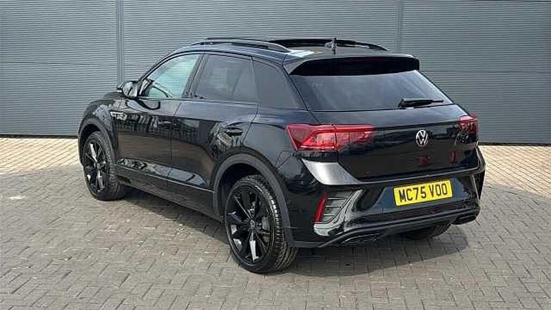 Usado VW T-Roc Black Edition 150 HP (110 kW) 2025 Preto SUV