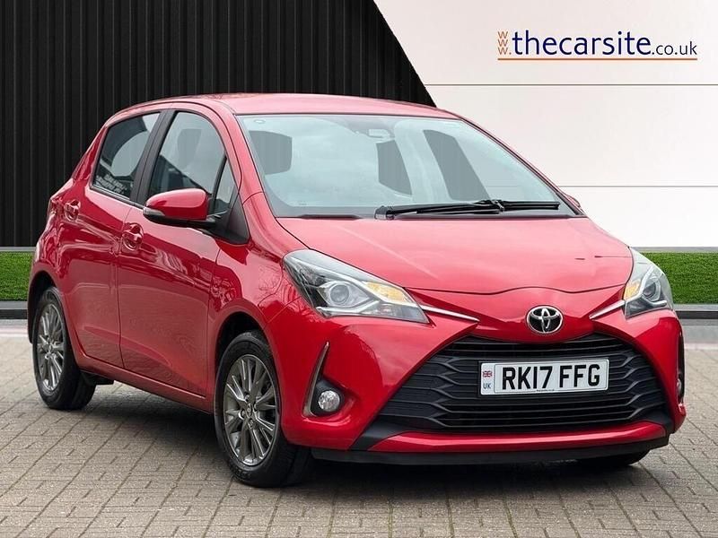 Usado Toyota Yaris 2017 Vermelho Citadino