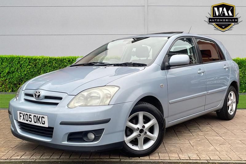 Used Toyota Corolla 2005 Blue Hatchback