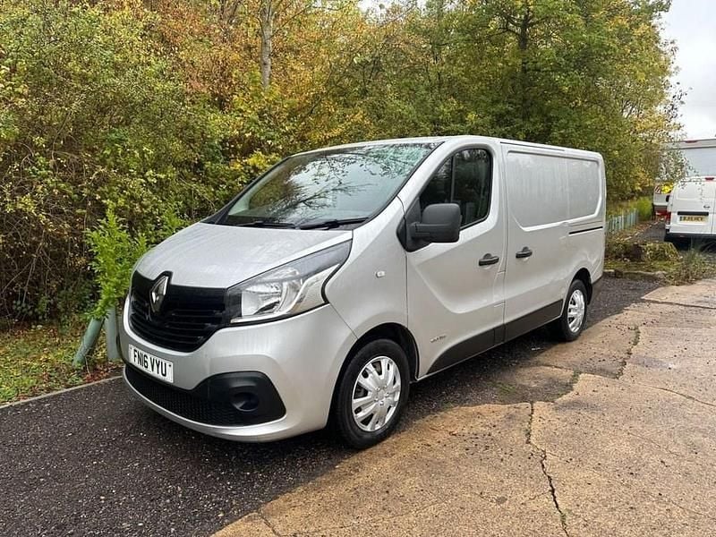 Silver Used 2016 Renault Trafic Business Van | £4,995 (Good price) - Image 1/4