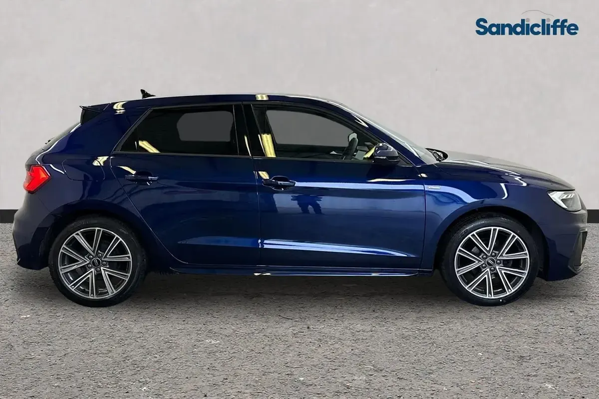 Used Audi A1 S-Line 95 HP (69 kW) 2025 Blue SUV