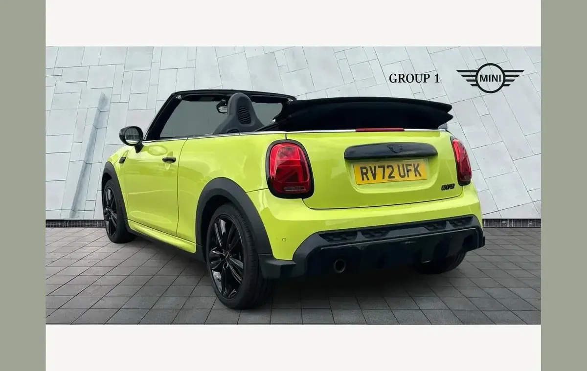 Used Mini Cooper Cabriolet Sport 134 HP (98 kW) 2022 Yellow Cabriolet