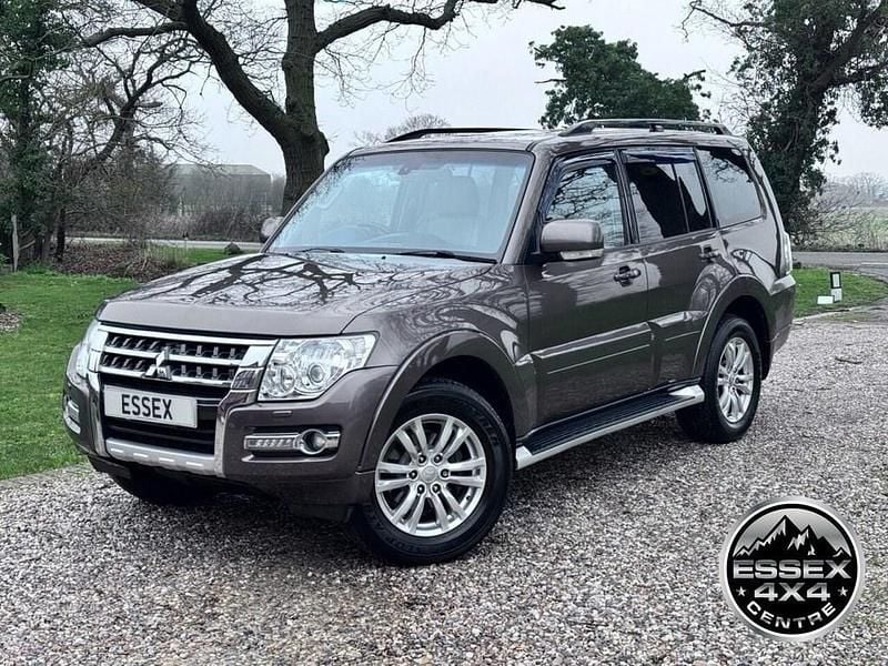 Brown Used 2016 Mitsubishi Shogun SUV | £16,499 (Fair price) - Image 1/4