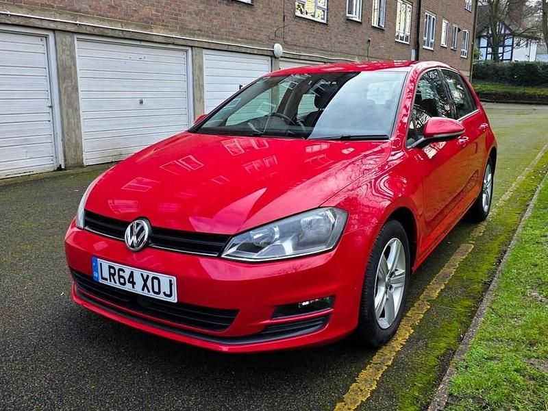 Used VW Golf VII Match 122 HP (89 kW) 2014 Red Hatchback