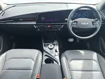 Used Kia Niro 139 HP (102 kW) 2024 Red SUV