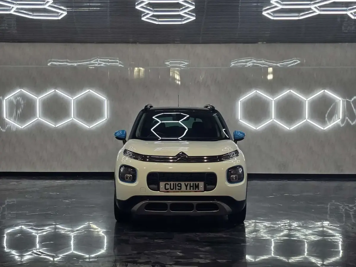 Used Citroën C3 Aircross Rip Curl 110 HP (80 kW) 2019 White SUV
