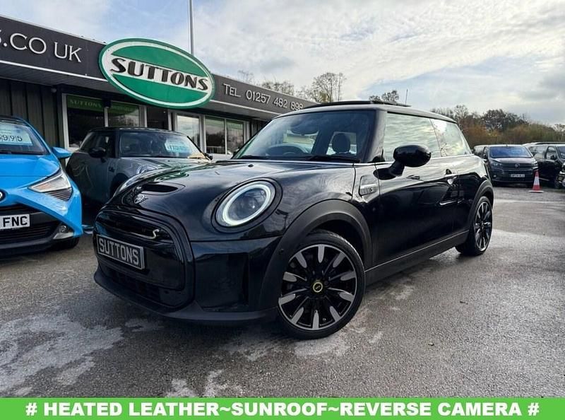 Black Used 2023 Mini Cooper SE Hatch Hatchback | £17,995 (Fair price) - Image 1/3