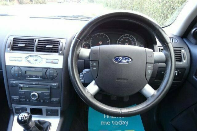 Used Ford Mondeo 2004 Hatchback