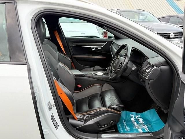 Used Volvo V90 CC Ocean Race 310 HP (228 kW) 2018 White Estate