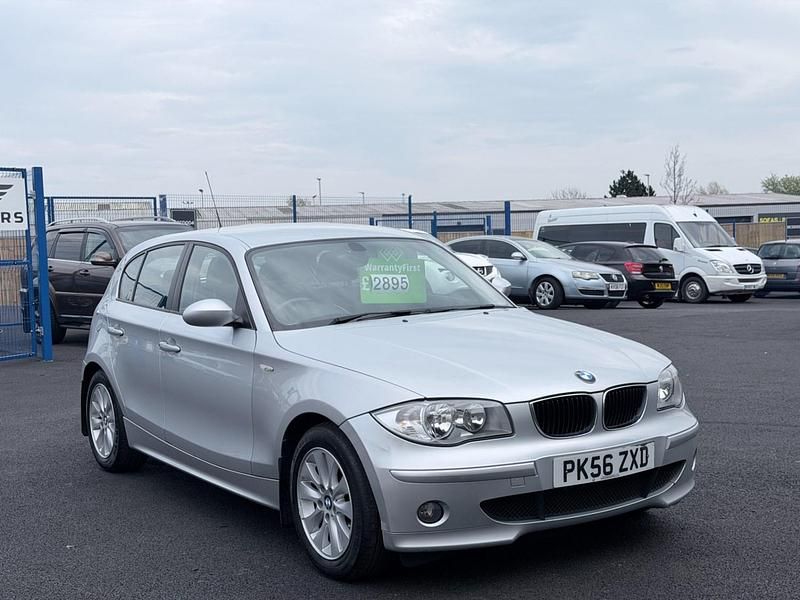 Begagnad BMW 120 Impressive 2006 Silver Halvkombi