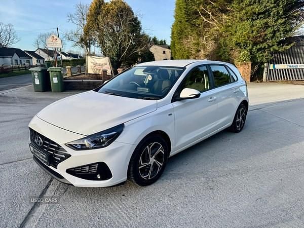 Used Hyundai i30 SE 2023 White Hatchback