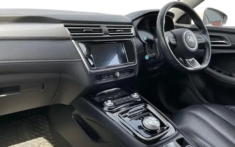 Used MG MG5 EV Exclusive 114 kW (156 HP) 2022 White Estate